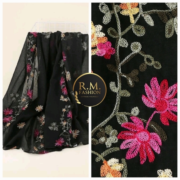 Elegant Flower Long Shawl - Picture 4 of 4